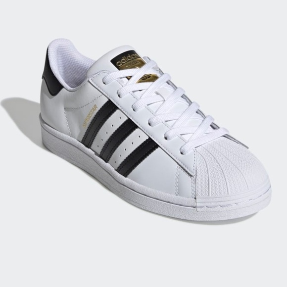 Adidas Originals Superstar Shoes - Picture 2 of 6